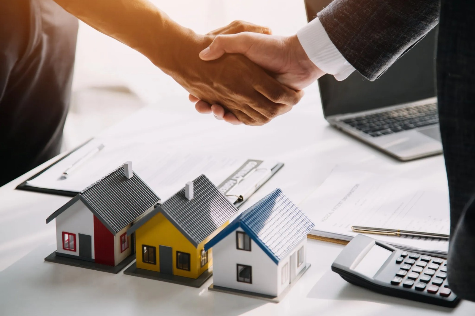 Live Coastal Realty Guide to Navigating interest rates today in Florida